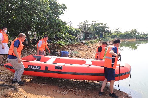 人员溺水应急演练活动2.JPG