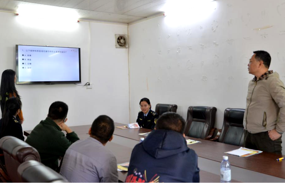 以案为鉴 警钟长鸣——遂溪县安委办组织开展安全警示教育活动(六)2.png